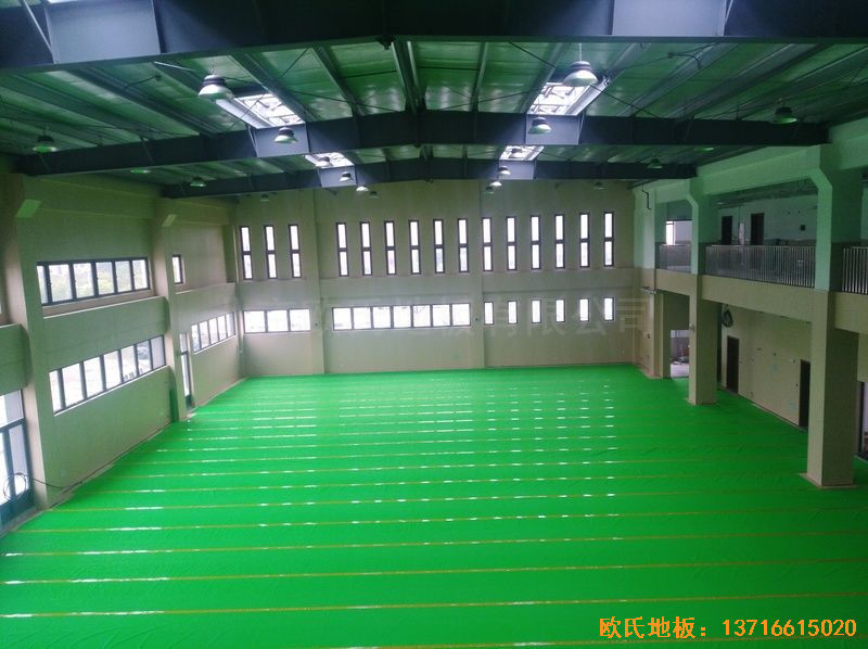 上海嘉定區(qū)大居小學體育木地板鋪設案例