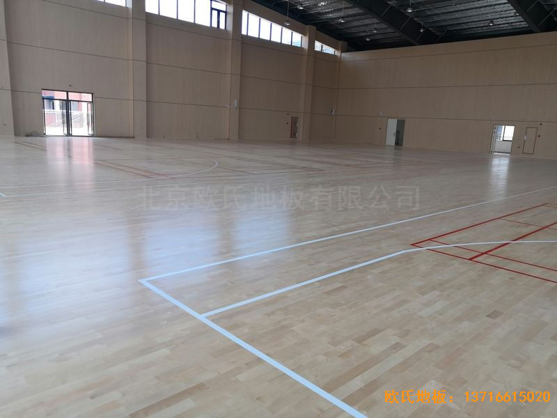 廣州永順大道鐵英中學(xué)體育地板鋪裝案例