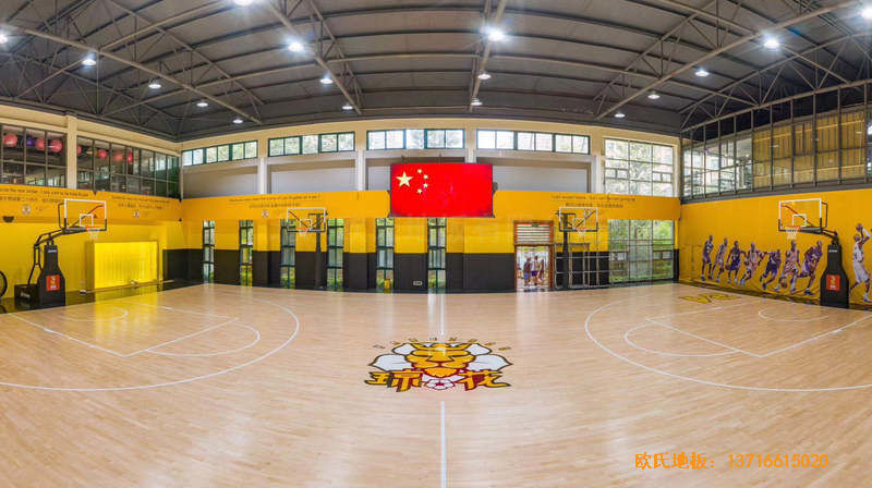 江蘇揚(yáng)州海蘭德瓊花籃球館體育地板鋪設(shè)案例