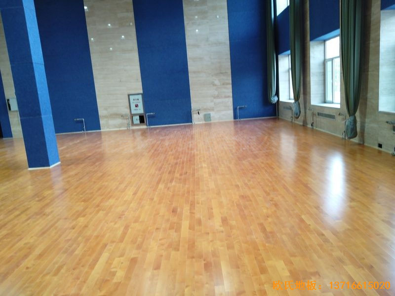 內蒙古赤峰中國稅務總局職工活動中心運動木地板施工案例