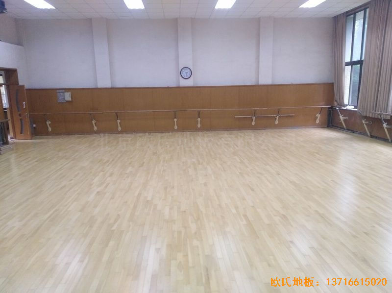 北京舞蹈學(xué)院體育地板鋪設(shè)案例