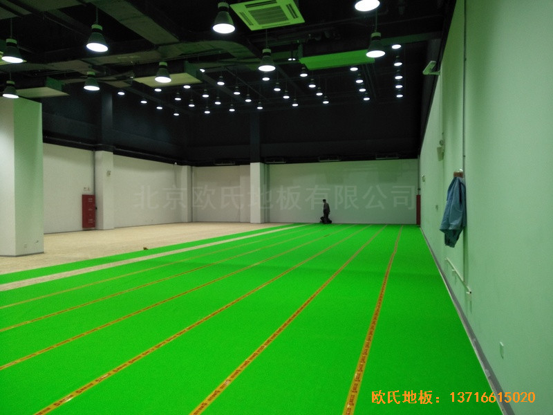 上海鋪東寧橋路669號體育館體育木地板安裝案例3