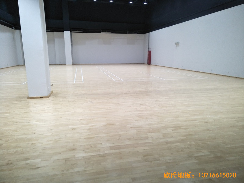 上海鋪東寧橋路669號體育館體育木地板安裝案例5