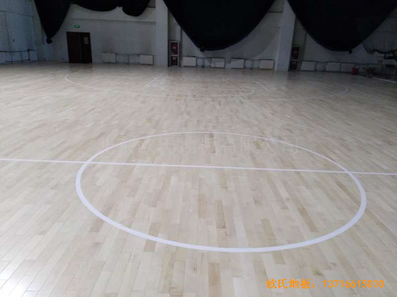 北京房山區(qū)燕山體育館運動地板鋪裝案例4