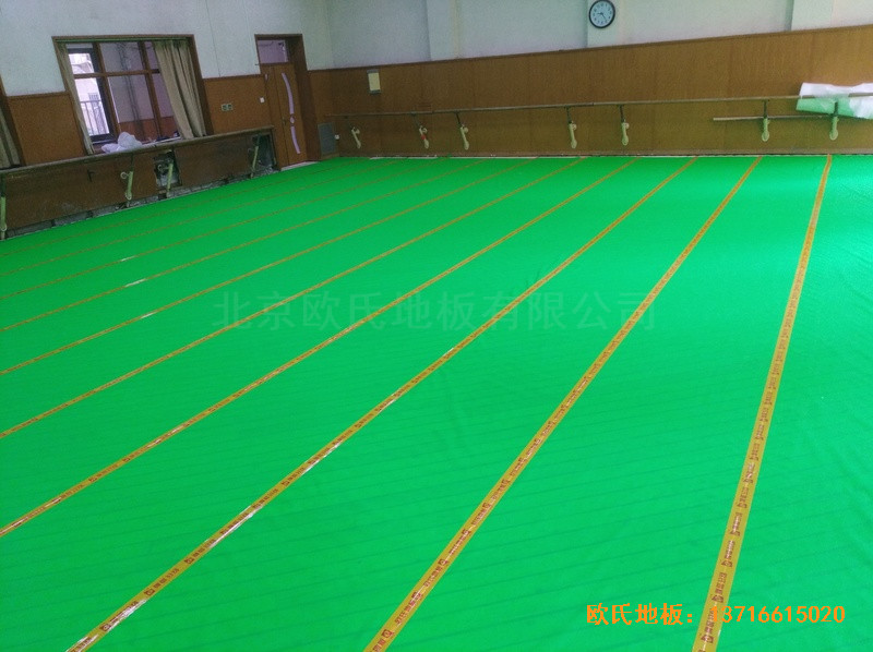 北京舞蹈學(xué)院運動木地板鋪設(shè)案例2