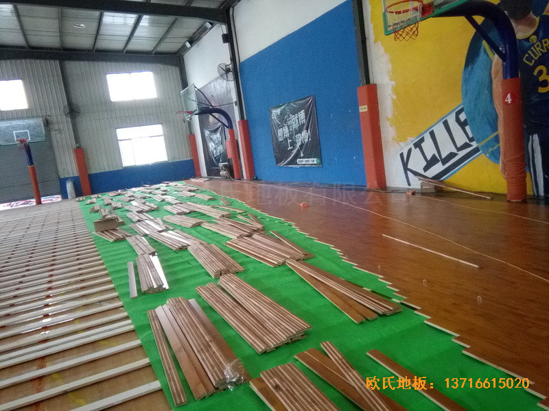 上海閔行kBT藍球訓練館體育木地板鋪裝案例2