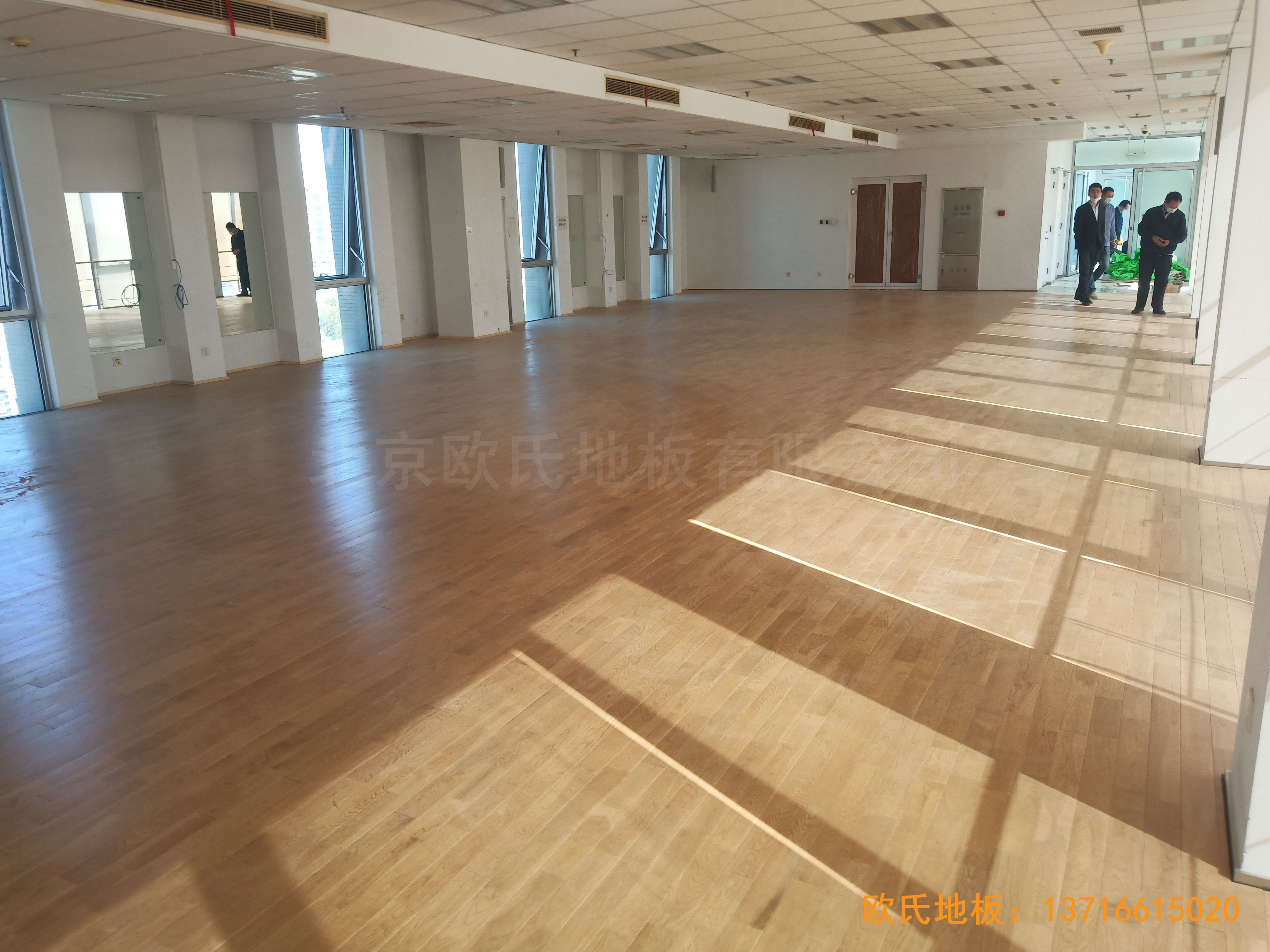 中國科學(xué)院技術(shù)研究所運(yùn)動館體育木地板鋪裝案例4
