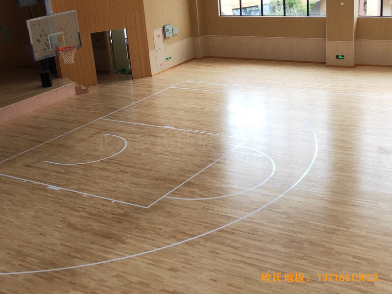 杭州高中啟成校區(qū)籃球館體育地板施工案例5