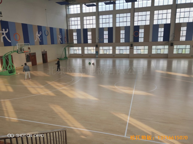 江蘇三井實(shí)驗(yàn)小學(xué)籃球館體育地板鋪設(shè)案例5