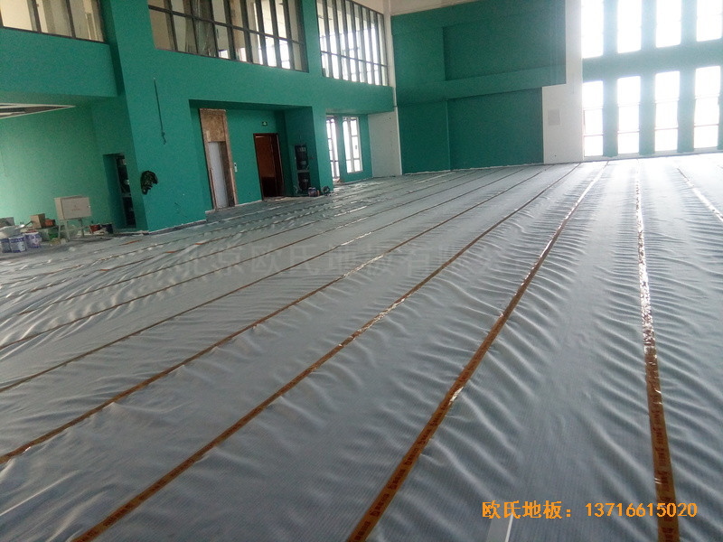 江蘇南京漢風(fēng)公司籃球館體育地板鋪設(shè)案例1