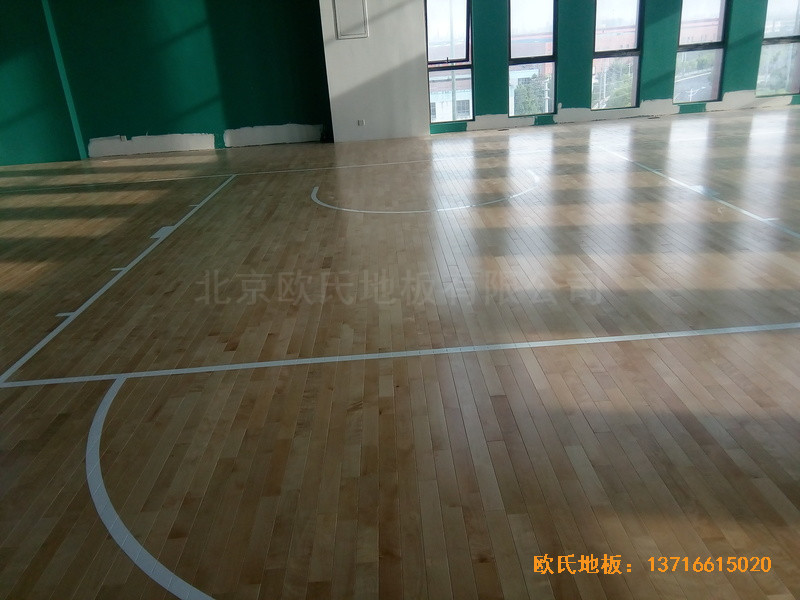 江蘇南京漢風(fēng)公司籃球館體育地板鋪設(shè)案例4