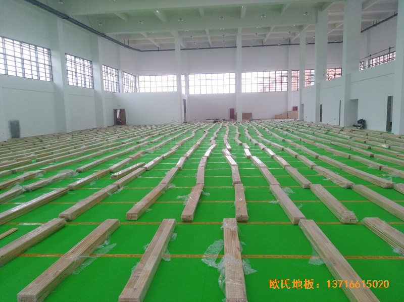 江蘇徐州悅城小學籃球館體育地板鋪設案例3