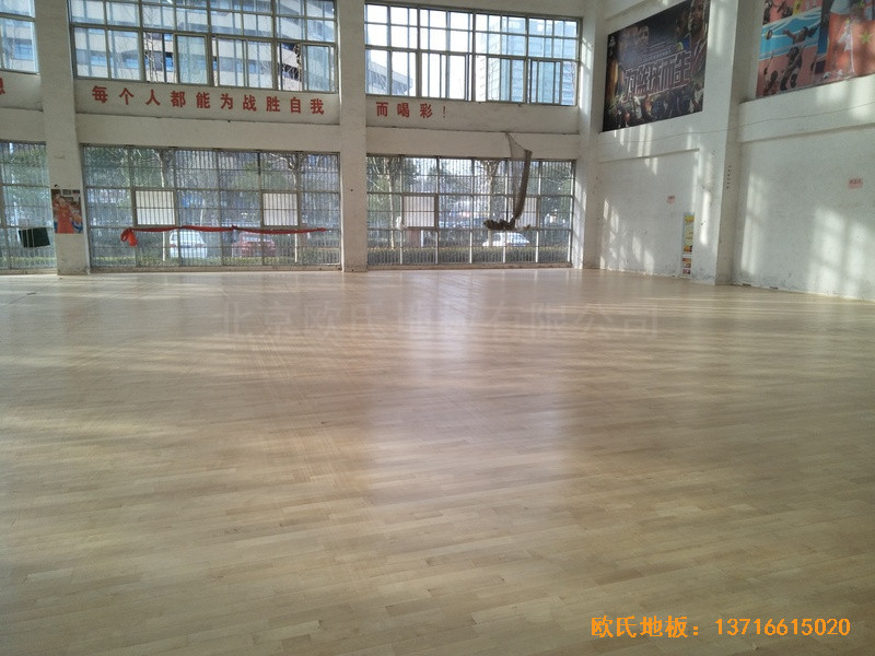 江蘇沭陽如東實(shí)驗(yàn)學(xué)校運(yùn)動(dòng)館體育木地板鋪裝案例5
