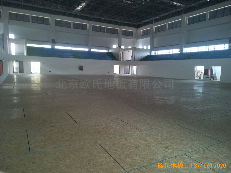 江西贛州天嬌中學(xué)運動館體育地板鋪裝案例4