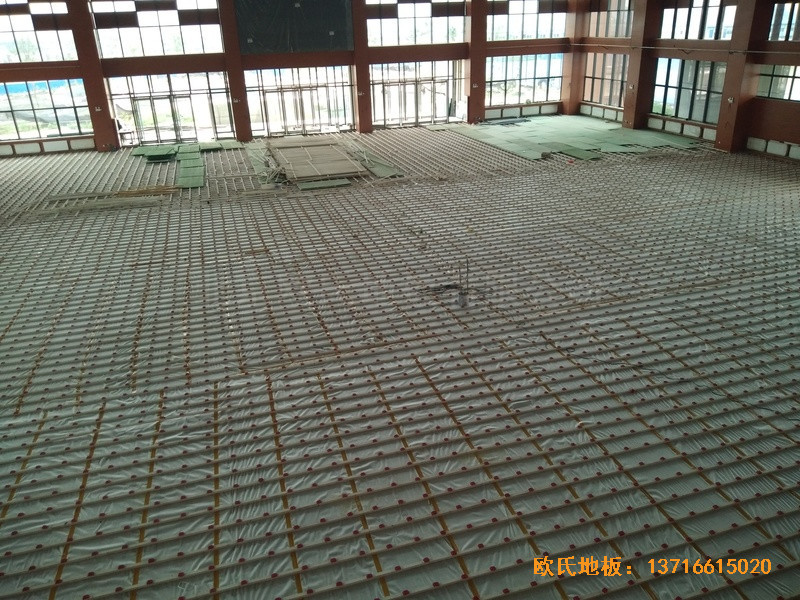 河北工程大學(xué)新校區(qū)籃球館體育地板鋪裝案例2