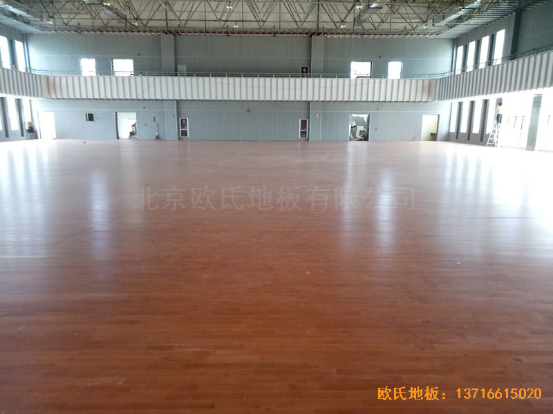 樂清中學籃球館體育地板安裝案例4