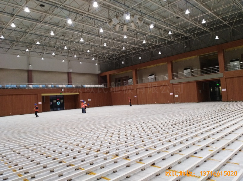 浙江三門(mén)核電站體育館運(yùn)動(dòng)地板安裝案例1