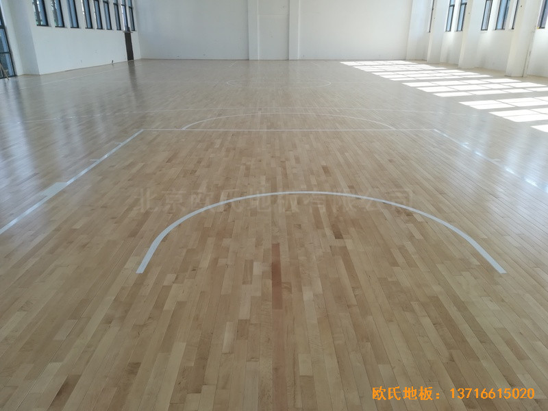 浙江臺(tái)州溫嶺消防大隊(duì)籃球館運(yùn)動(dòng)地板鋪設(shè)案例5