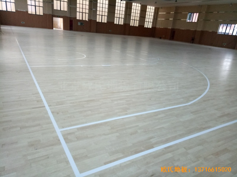 浙江臺(tái)州路北街道籃球館體育地板鋪裝案例5