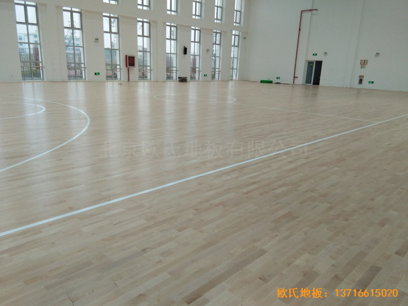 浙江溫嶺石橋頭中心小學籃球館運動木地板鋪裝案例3