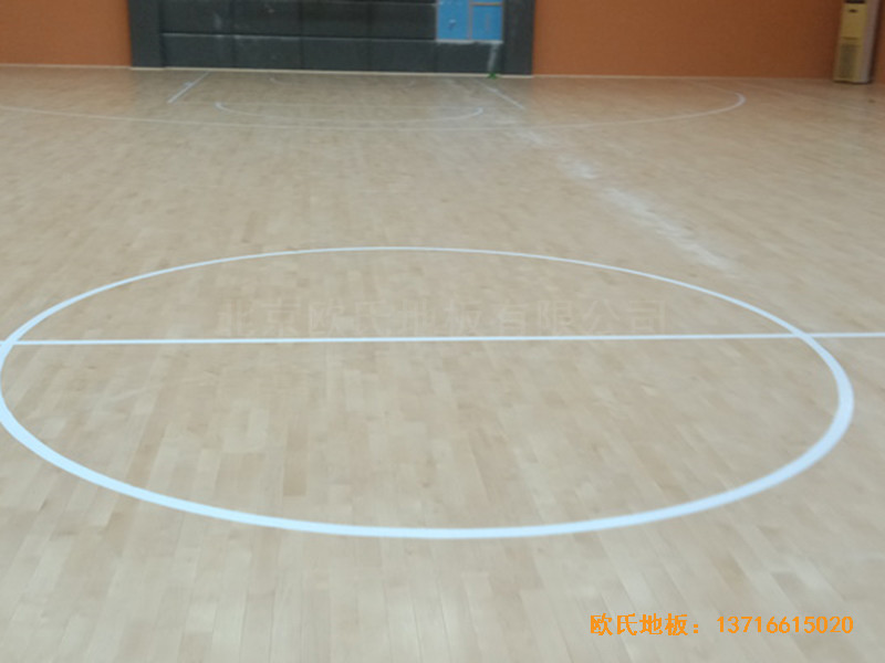 湖北武漢實驗外國語學?；@球館體育地板施工案例4