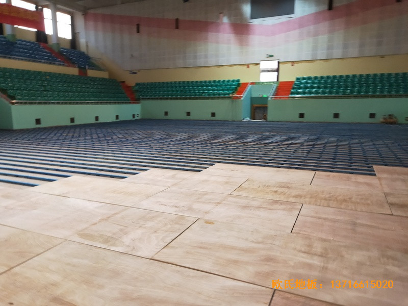 云南官渡區(qū)體育館運動地板施工案例2
