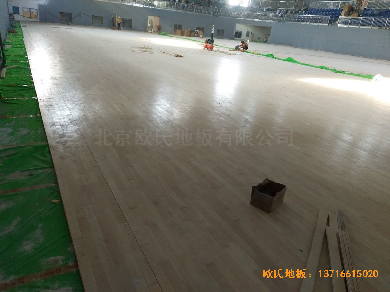 湖南黃花坪體育館體育地板施工案例3