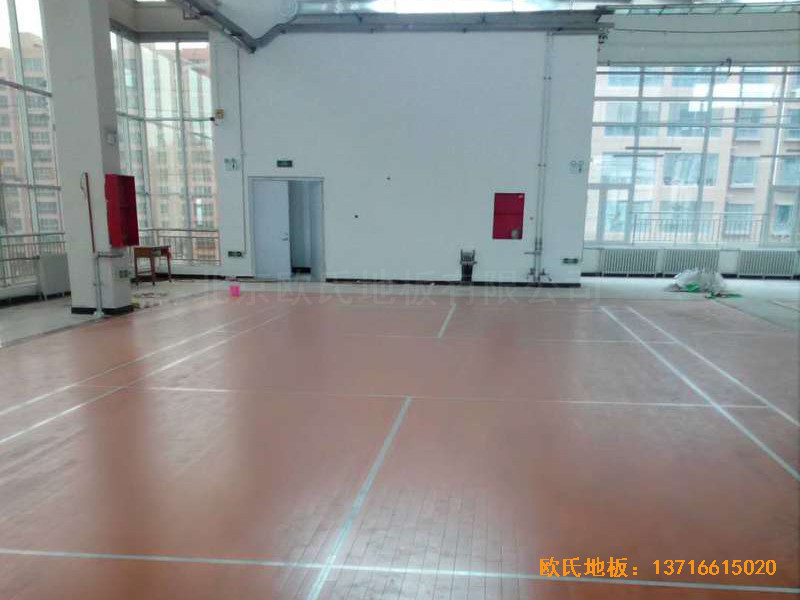 甘肅天水清水縣農(nóng)業(yè)學(xué)院籃球館體育地板鋪設(shè)案例0