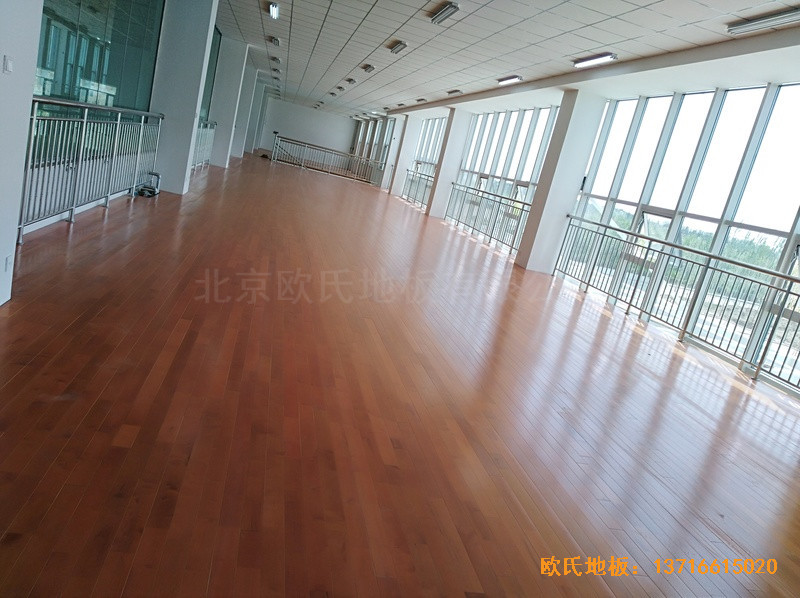 甘肅酒泉運(yùn)動場所體育木地板施工案例4