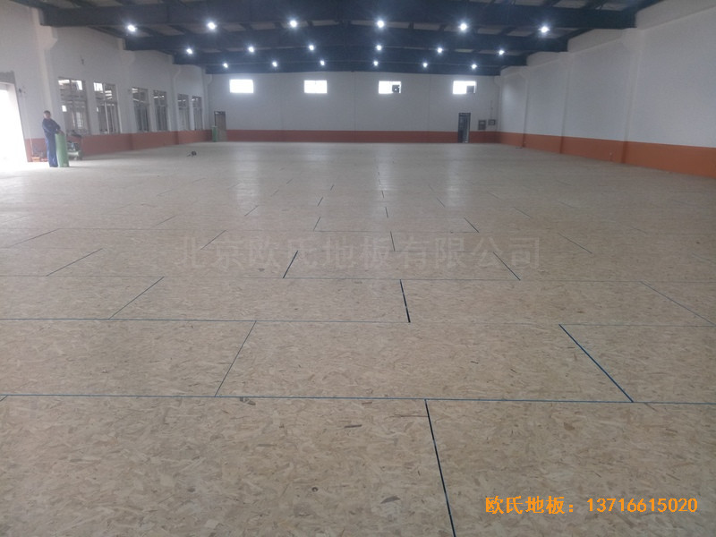 鹽城大豐區(qū)籃球館運動木地板安裝案例1