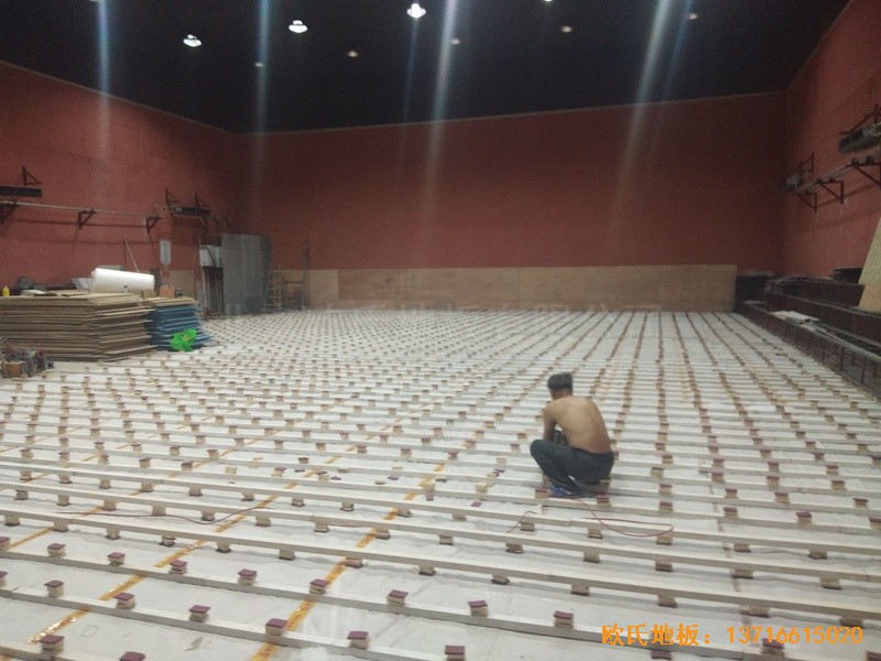 石家莊青園街電信營業(yè)廳對面籃球館運動地板施工案例2