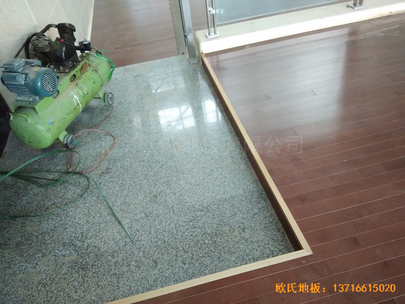 青海海宴路77號地質(zhì)科大樓運(yùn)動場所體育地板鋪裝案例2