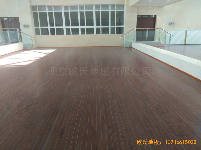 青海海宴路77號地質(zhì)科大樓運(yùn)動場所體育地板鋪裝案例3