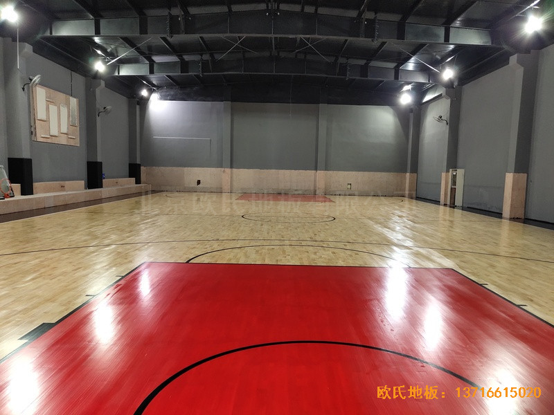 上海松江區(qū)kc籃球公園體育地板施工案例5