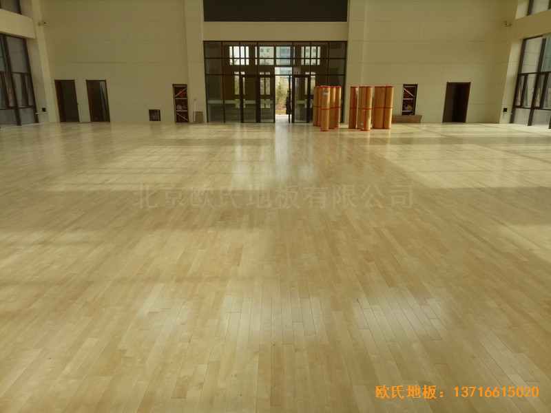 內(nèi)蒙古烏蘭察布公安局訓(xùn)練廳運動地板鋪裝案例5