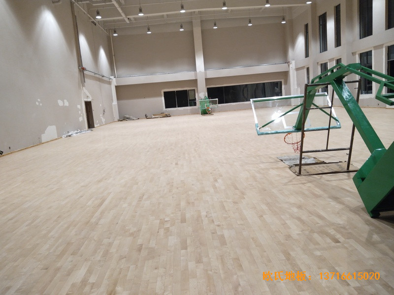 內(nèi)蒙古通遼富力城籃球館體育地板鋪裝案例3