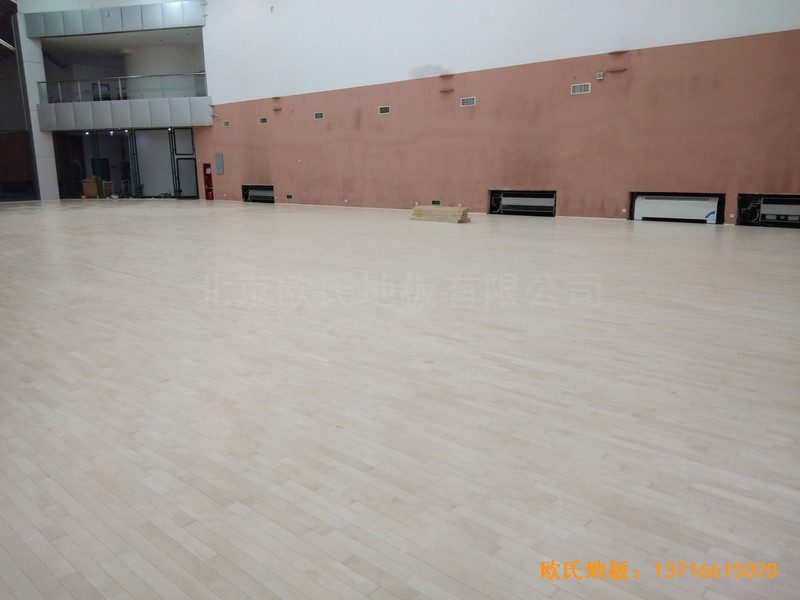 北京建國(guó)路75號(hào)熱電公司運(yùn)動(dòng)館運(yùn)動(dòng)木地板施工案例3