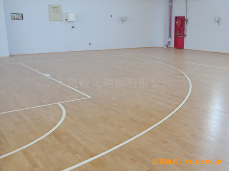 北京房山城建婁子水小學(xué)籃球館體育地板施工案例5