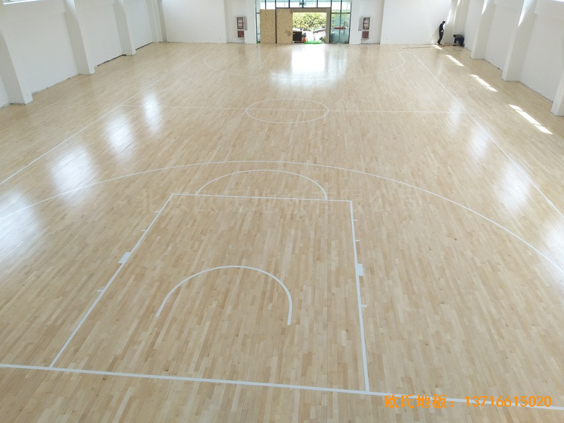 南京浦口黨?；@球館體育地板施工案例5