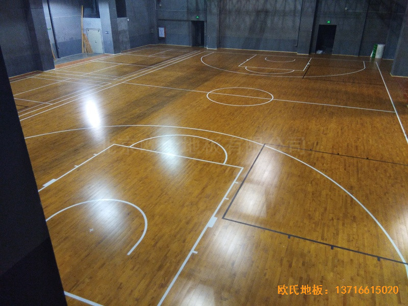廈門華美空間籃球館體育地板施工案例5