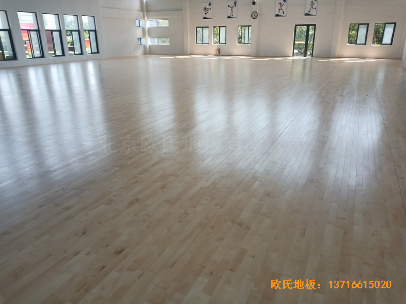 寧波中國石油儲蓄基地運(yùn)動館運(yùn)動地板安裝案例4