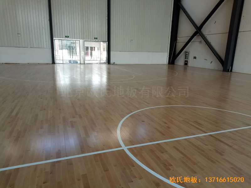安徽太陽城小學(xué)體育館體育地板鋪設(shè)案例4