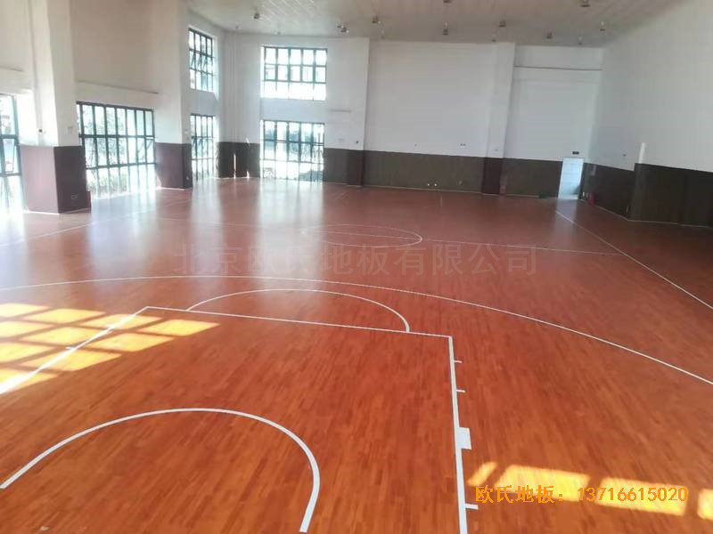 安徽懷寧籃球館運動木地板鋪設(shè)案例5