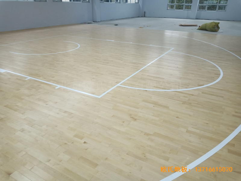山東臨沂公安局籃球館體育木地板施工案例3