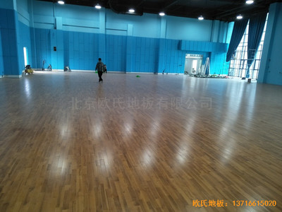 江蘇柘汪鎮(zhèn)港口大廈運動館運動木地板鋪設(shè)案例