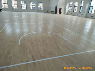 江蘇泰州市泰興濟(jì)川小學(xué)籃球館體育地板鋪裝案例