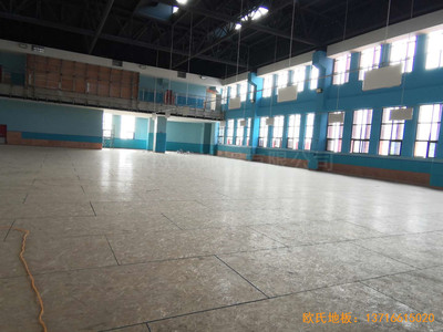 江西城西橋小學(xué)A區(qū)體育館運(yùn)動(dòng)木地板鋪裝案例