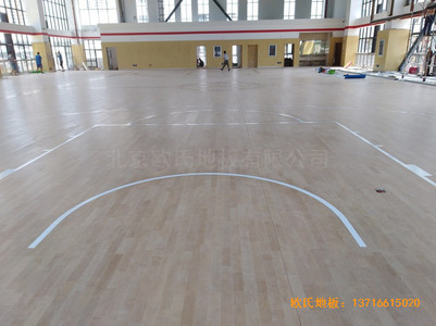 云南倪家營第三小學籃球館運動地板安裝案例
