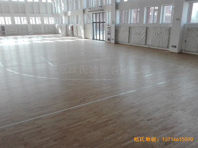 銀川北塔中學籃球館體育地板鋪設(shè)案例