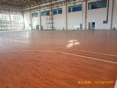 內(nèi)蒙全民健身活動中心體育木地板鋪設(shè)案例